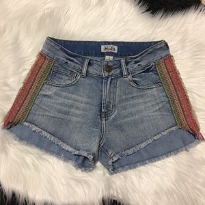 Mudd Cut off Denim Shorts Size 3 fringe pattern